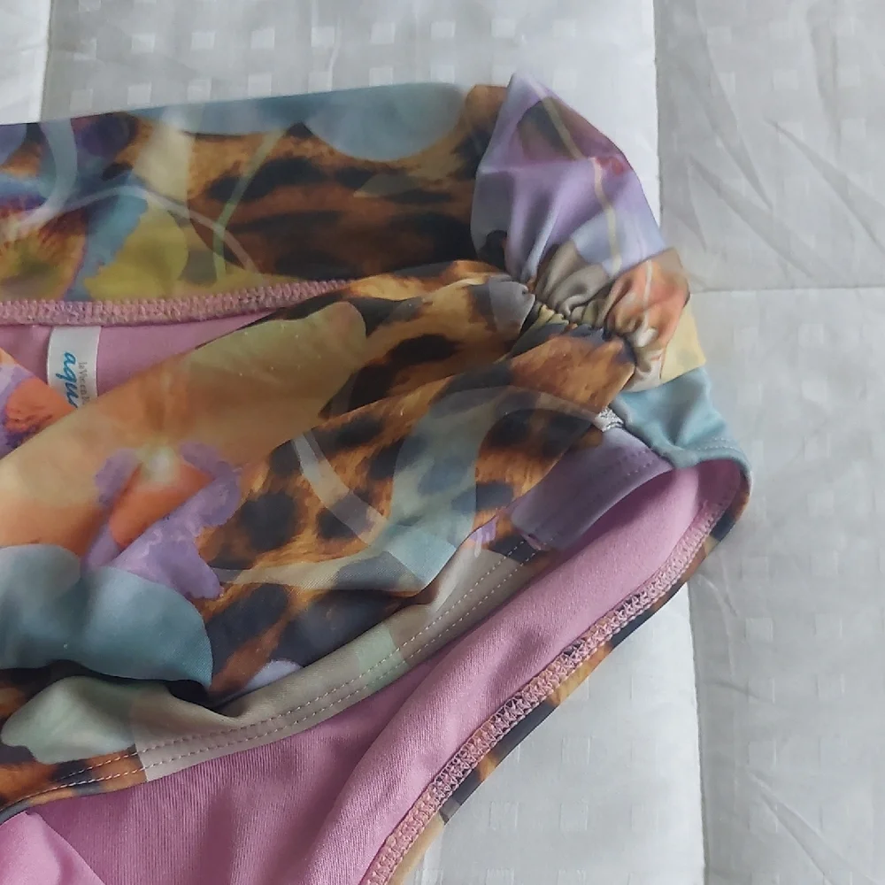 🌟HOST PICK🌟, La Vie En Rose Pink, and Brown Bikini Swimwear - Picture 7 of 13